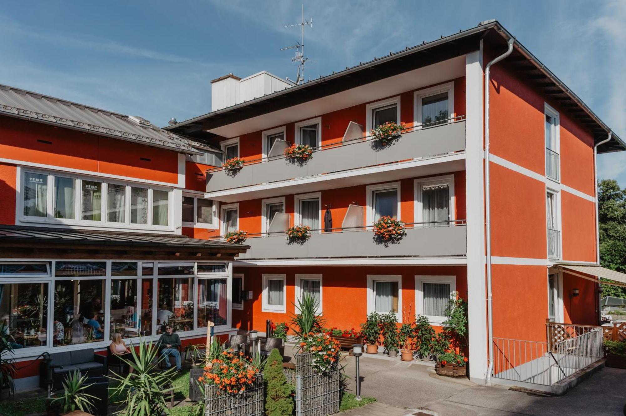 Haus Hildegard Hotel Bad Fussing Exterior photo