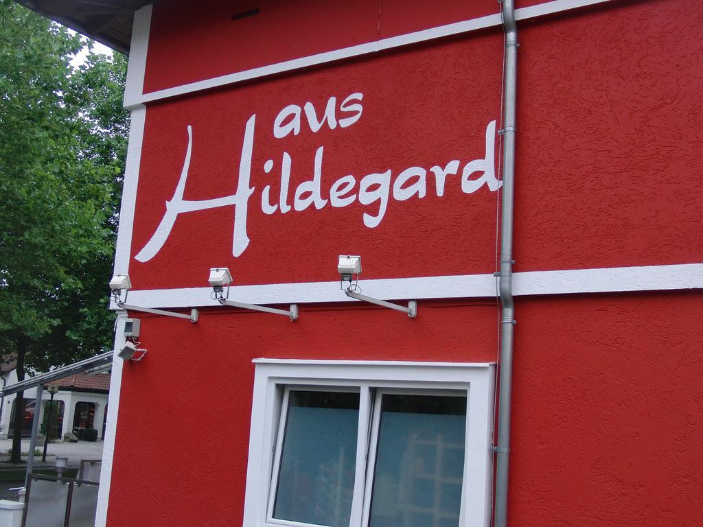 Haus Hildegard Hotel Bad Fussing Exterior photo